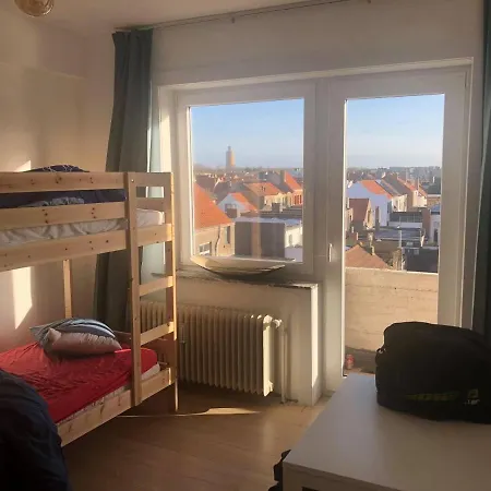 Apartment Zeer Ruim Appartement In Oostende Ostend