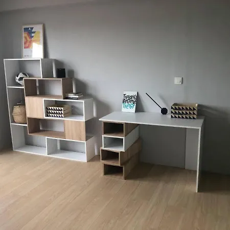 Zeer Ruim Appartement In Oostende Ostend